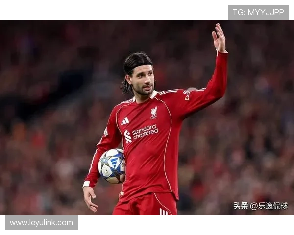 索博斯洛伊远射表现稳健，近期集锦展现进攻威胁