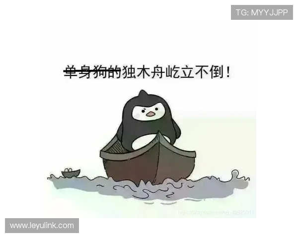 练俊杰居然住楼下咖啡店？球场外的他谁敢想象这么接地气！