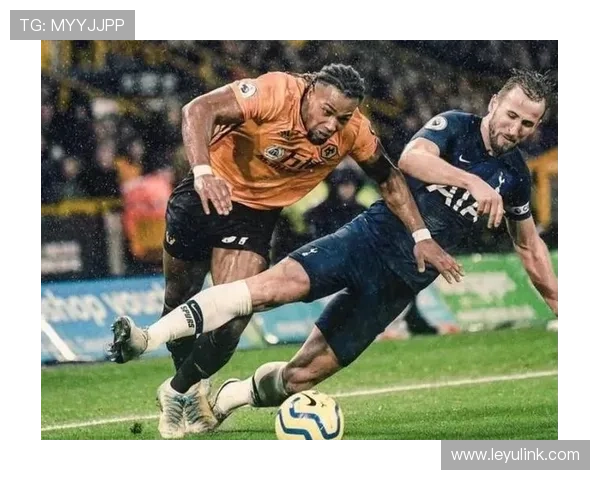 萨卡 vs 马赫雷斯：边路技术风格与进攻参与度差异